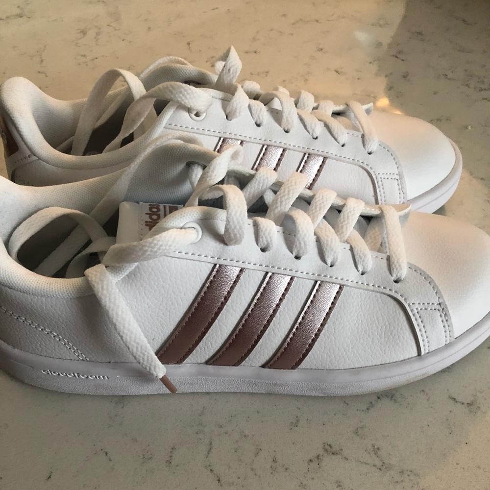 Adidas rose gold stripes on white leather size 8